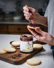 Load image into Gallery viewer, Saltspring Kitchen Co - Winter Wonder Jam
