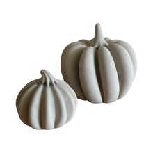 Load image into Gallery viewer, Concrete Pumpkin Large
